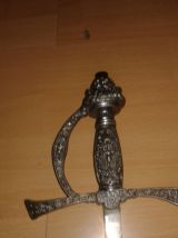 lot 3 épées Espada XVIIe italien siècle. Mesure 106 x 14 cm. Poids 500 gr.