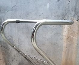 TABLE D'APPOINT ANNÉES 60