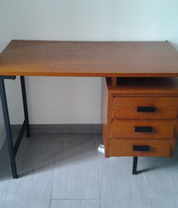 bureau 