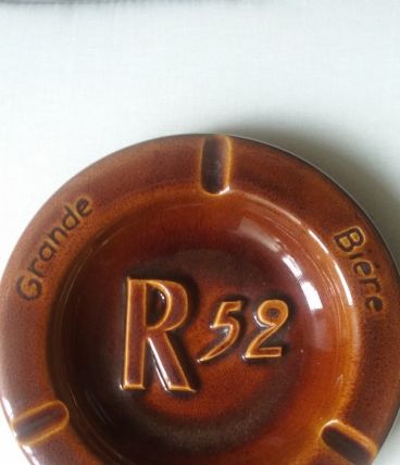 Grand cendrier publicitaire R52
