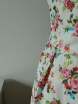 Robe patineuse fleurie à volants