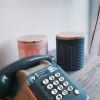 Téléphone à touches vintage de 1984