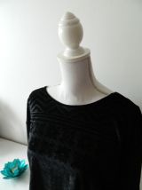 Tee-shirt loose manches longues en velours noir baroque vintage