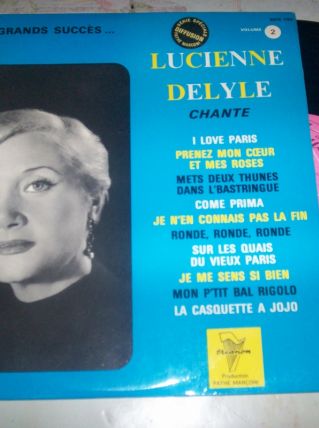 25 CM DE LUCIENNE DELYLE EN SUPERBE ETAT 