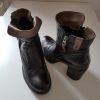 Low boots en cuir noir 