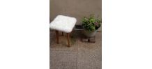 Tabouret moumoute vintage bois pieds compas