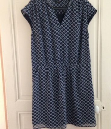 ROBE