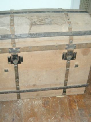 Malle de voyage ancienne