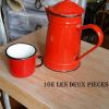 cafetiere et gobelet tole emaillée