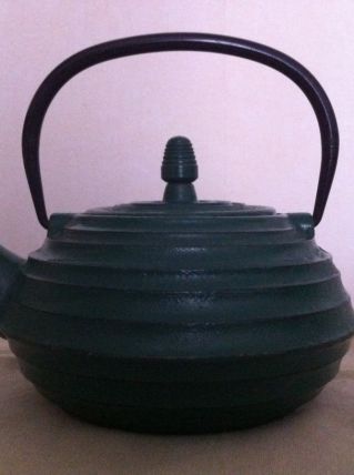 Théière en fonte 