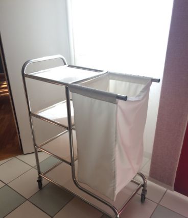 Charriot de ménage avec sac de linge (130L)
