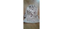 lot de vestes, jupes, pantalons, hauts