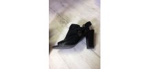 Chaussures à talon en cuir noir