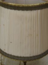 ancienne lampe dorée vintage 