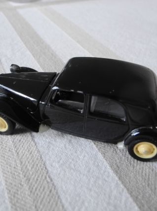 Voiture SOLIDO Traction Citroën 1/43ème -Années 70