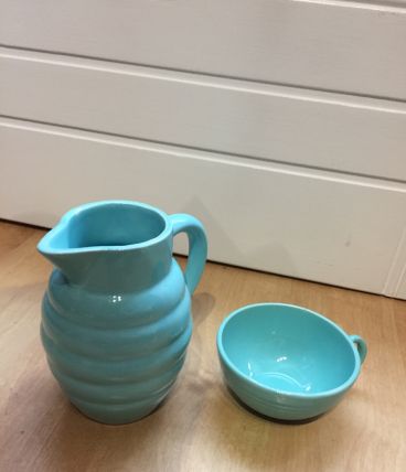 Pichet et tasse