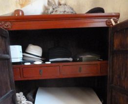 Armoire chinoise ancienne