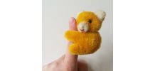 Pince doigt petit nounours, tres ancien 70s