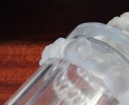 Flacon à parfum Lalique 