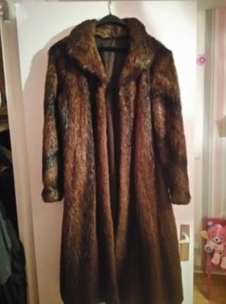 Manteau long en fourrure véritable