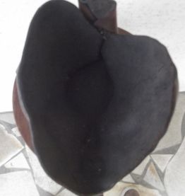 masque en cuir tres ancien