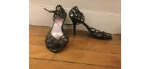 SANDALES À TALONS NOIRES lanières fines t. 38