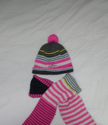 Ensemble bonnet / écharpe Catimini