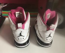 Jordan blanche et rose 