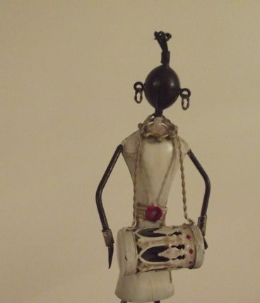 statuette africaine design