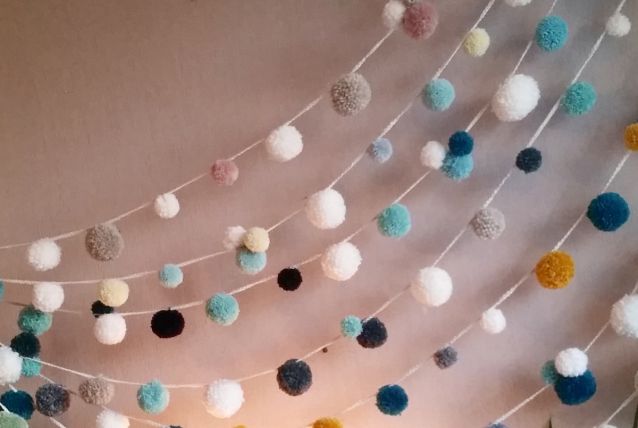 Guirlande de pompons 