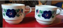 Deux charmantes tasses - vintage