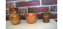 Ensemble petits vases en cuivre