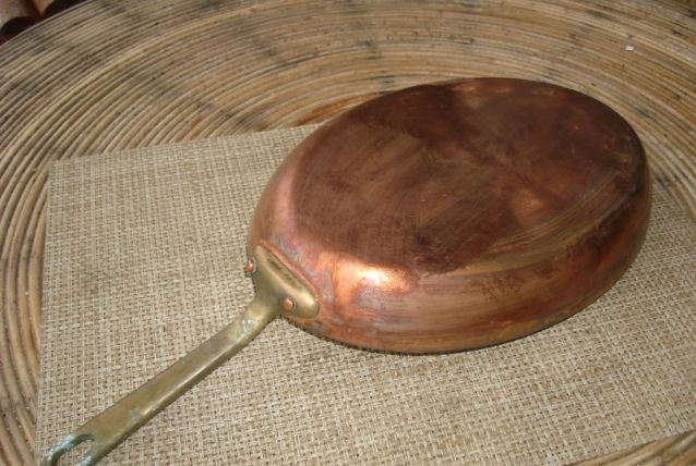 Cuivre ancien poele poisson