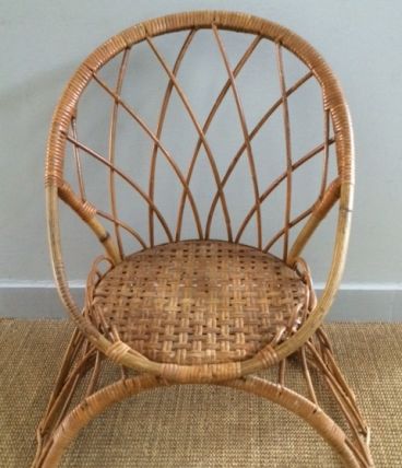 Fauteuil d'enfant en rotin