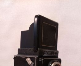 Appareil photo ancien 