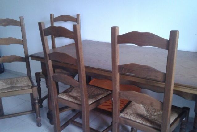 Table et chaise