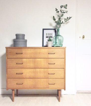 Commode vintage