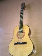 Superbe petite guitare miniature ancienne avec étui pour poupée ou collection