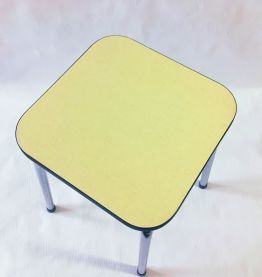 Tabouret formica jaune 60s