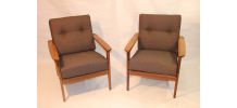 Fauteuil Scandinave années  60, tissu bouclette Kenzo.