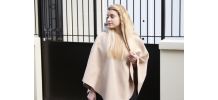 Poncho à capuche fourrure
