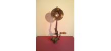 LAMPE REALISEE AVEC UN ANCIEN HACHOIR DE 1930