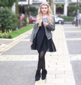Bottines talons noires à Franges