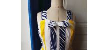 Robe midi vintage blanche à motifs jaunes et bleus