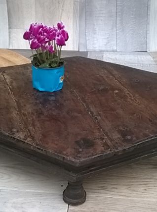 table basse indienne début XXè