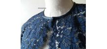 Gilet long en dentelle bleu marine vintage 50's 60's