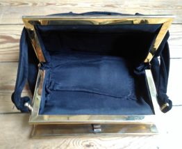 Petite pochette rétro 