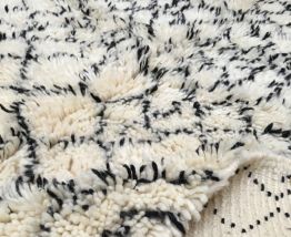 Tapis BENI OUARAIN 2,15m x 1,70 m neuf
