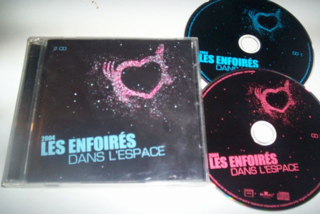 DOUBLE CD LES ENFOIRES DANS L'ESPACE 