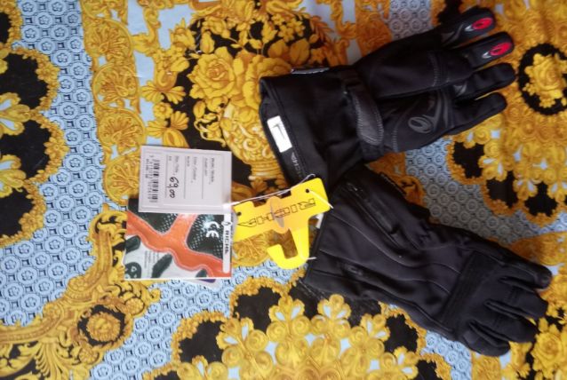 Gants motos 
